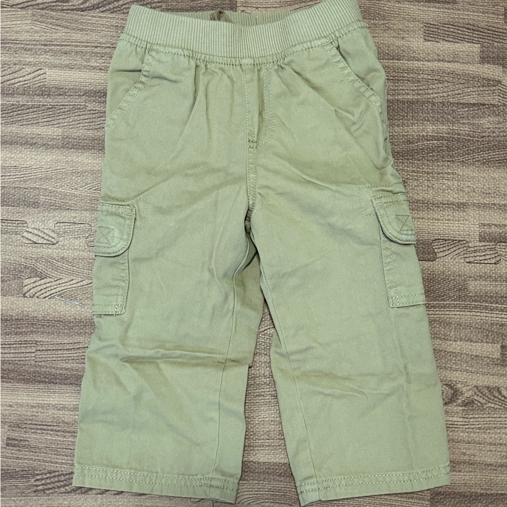 The Children’s Place Toddler Cargo Pants in khaki
